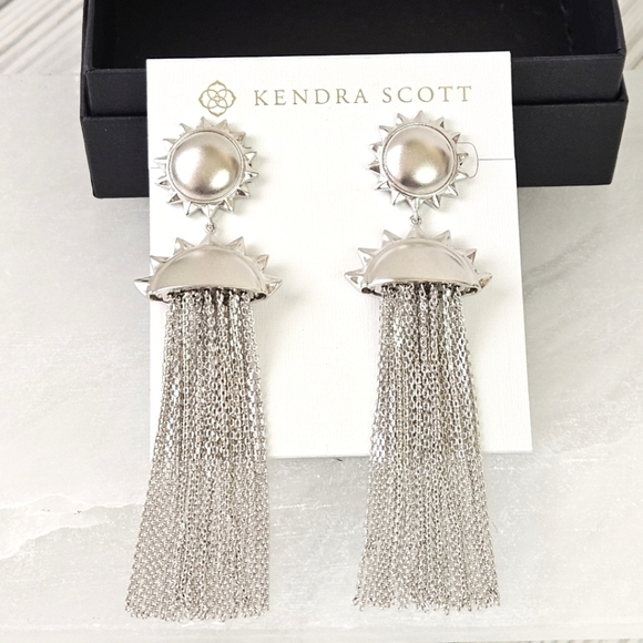 Kendra Scott Sienna Sun Statement Earrings in Rhodium Silver NWT - Picture 1 of 7